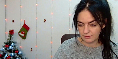 Dark haired amateur Ukrainian babe on webcam