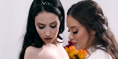 Brides-to-be Take Turns Fucking Their Wedding Planner - Lena Paul, Gia Paige And Jade Baker