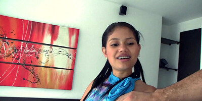 Amateur latina teen visited her neighbor