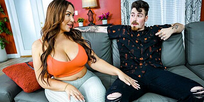 Prurient Callie Brooks's natural tits video