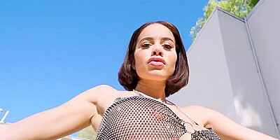 Victoria June, Zac Wild And Booty Licious In Devours Zacs Cock With All Of Her Dangerous Curves!