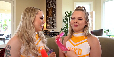 Kenzie Loves Girls - Scene 2, Scene #02