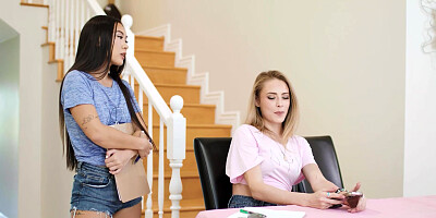 Two rival sororities clash and agree to a lesbian foursome