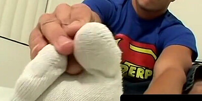 ToesXXX.com - Spectacular Kelly Cooper's toe-inhaling and pink cigar masturbating solo