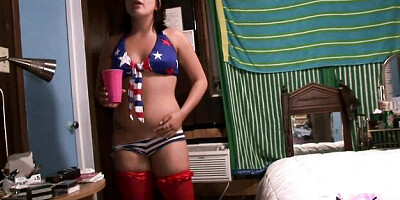 Girlie's bizarre insertion sex by DreamGirls Members