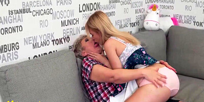Arteya Dee - Horny Granny Seducing A Hot Teenager 18+ For Some Pussy 11 Min