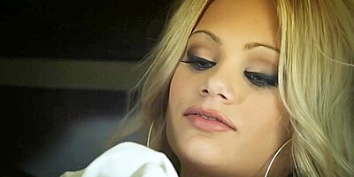 Riley Steele - Riley Steele Chic Sc. 1 - Blowjob