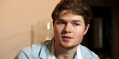 NURU MASSAGE - New Masseuse Melissa Moore Is Stuck Giving A Hot Nuru Massage To Her Step-cousin