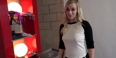 Bailey Brooke - Young Blonde Stepsister Fucks Her Stepbro For Cumshot