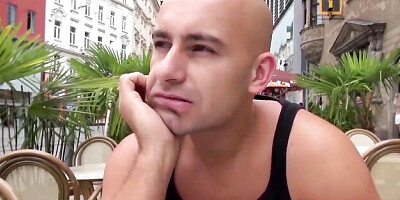 Flattering Isabella Chrystin's deep throat action