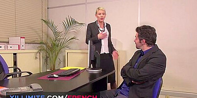 Appealing Lovebirds Mature