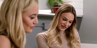 Lesbian Video - Emma Hix