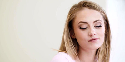 2 sorority lesbos slurp their opponents