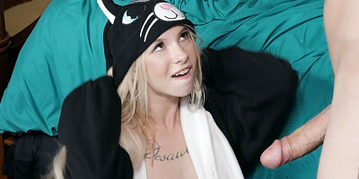 Cute stepsister is quite the horny slut for his big cock