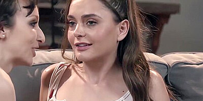 Stepmom Fiercely Scissors With Stepdaughter With Lexi Luna And Aften Opal