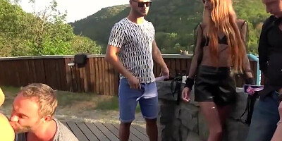 Fucked Up stepfamily Tries Out New Tricks