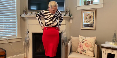 Mature platinum-blonde gal, Danielle Dubonnet loves to switch clothes in front of the camera, just for joy