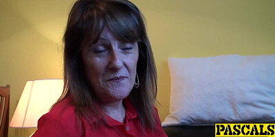 Divorcee mature chick Pandora loves having subjugated hookup