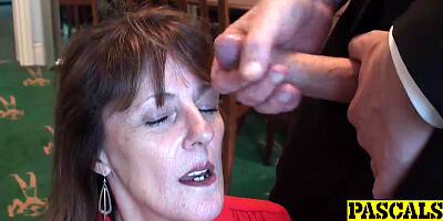 Divorcee mature chick Pandora loves having subjugated hookup