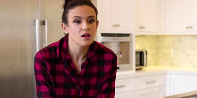 MOMMY'S BOY - Horny Stacked MILF Penny Barber Relives Wild Sexual Dream With Hormonal Stepson - Ricky Spanish