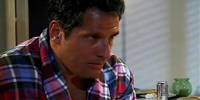 Bruna Scopa Di Nascosto Facendosi Riempire Le Tette Di Sperma