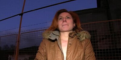 PublicAgent Ginger women fucks a stranger in his car for cash