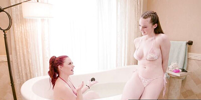 Wet Jessica Ryan and Hazel Moore at bathtub scene