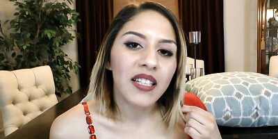 Pretty Liv Revamped at masturbate video