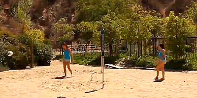 Lily Love, Valentina Nappi - Lesbian Training Sessions