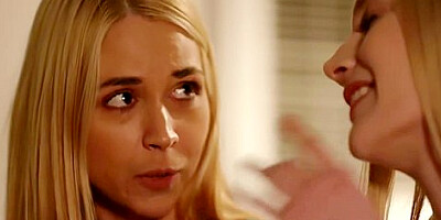 Single Stepmom Roughly Licked And Fingered The Gorgeous Pussy Of Nann With Sarah Vandella