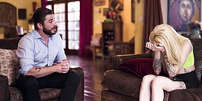 Lola Fae And Nathan Bronson In Tiny Tattooed Blonde Unknowingly Agrees To Let Hung Stud Rail Her