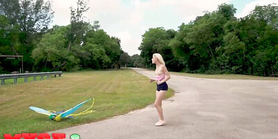 Blowjob action with amorous Sean Lawless and Jessie Saint from My GF