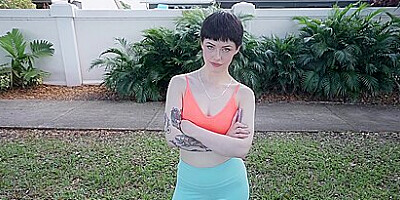 Undercover Freak - Raee Ripley