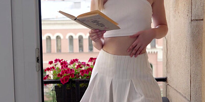 Blonde Teen Alice Mur Strokes Her G-Spot and Cums Hard