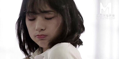 Junoesque slag's 美女 clip