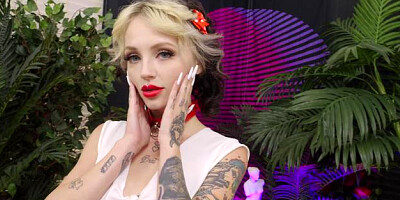 ...Bryan Gozzling: Director Worships Slim Body...