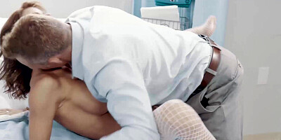 Mature hotties Alexis Fawx and Marcus London engages in hardcore fuck