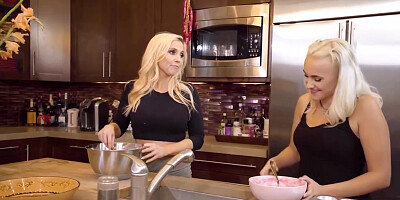 Christie Stevens - Scissoring Clip With Indescribable From Stepmommys Girl