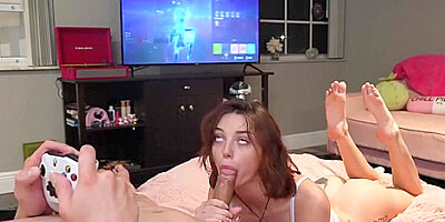 Distracting Big Stepbro From Gaming With My Tight Pussy