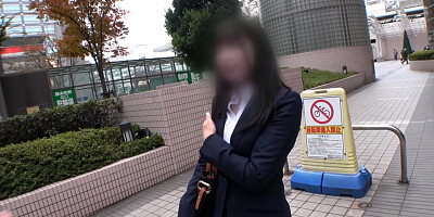 マジ軟派、初撮。 2159 【営業スマイルの皮を剥いだらド変態】【保険の契約より先におま●こにしっかりぶち込みました】昼間の錦糸町の路上で見つけたE乳保険レディはむっつりスケベ？！