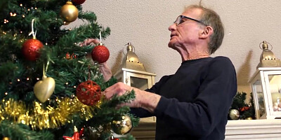 Snow Maiden jumps on old man's cock on Christmas