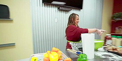 Cooking Class Fun With Serena Hill And Jimmy Michaels