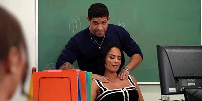 Mike Ox, Anissa Kate And Selina Bentz - Sexy Professor Gets Seduced In To A Wild Threesome With Her Students 18+