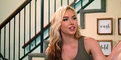 Hot Big Tits Babe Get Down Here And Lick My Pussy While I Doing A Laundry