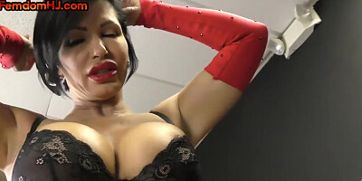 Big Ass Tits And Große Titten - Femdom Busty Tits Bigass Mature Wanks Knob After Fac