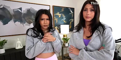 Austins Stepmom And His Stepsister Need A Favor - Lola Pearl, Roxie Sinner And Perv-mom