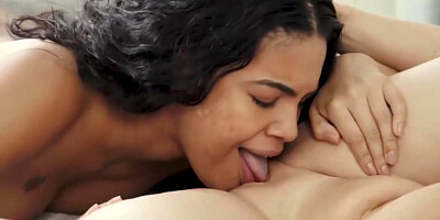 Maya Farrell And Skylar Snow - Sensual Kissing Movie