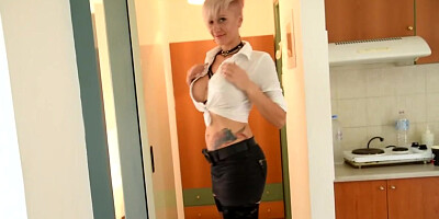 Mischievous blond gal with tats, Tanya Virago is having xxx hump in the late afternoon