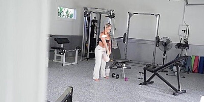 Roommate Workout Assistance - Lacey Logan And Charles Dera