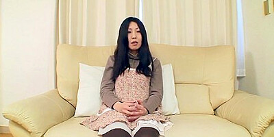 中里 唯 (なかさと ゆい) (nakazato Yui)